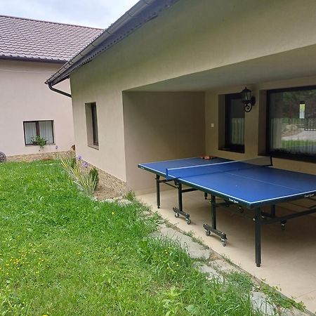 Appartamento Casa Radu Novaci-Străini Esterno foto