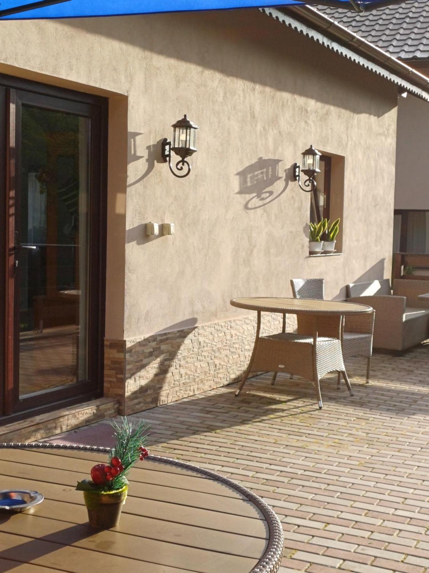 Appartamento Casa Radu Novaci-Străini Esterno foto